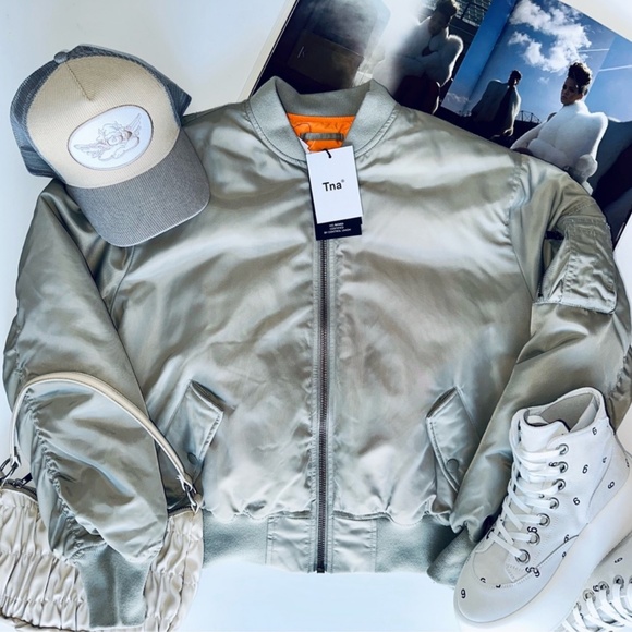 TNA ARITIZA Tahoe Bomber Jacket - Picture 1 of 4